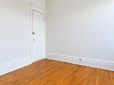 Beautiful Renovated 5 1/2 Located in The Heart of Verdun - Photo 11
