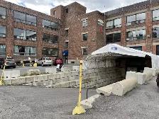 (40pi2) Entrepot de 40pi2 Montreal Sur Saint-Ambroise Montréal