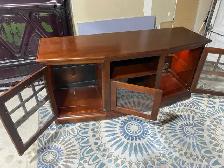 Entertainment Unit - Photo 2