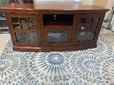 Entertainment Unit - Photo 4