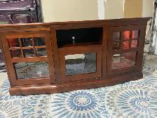 Entertainment Unit - Photo 5