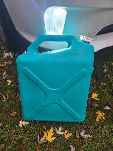9 Reliance 23L Water Containers
