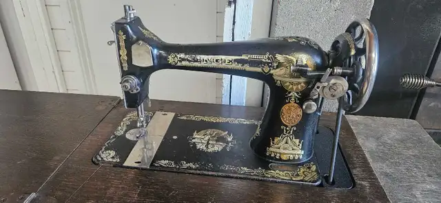 Singer Treadle Sewing Machine