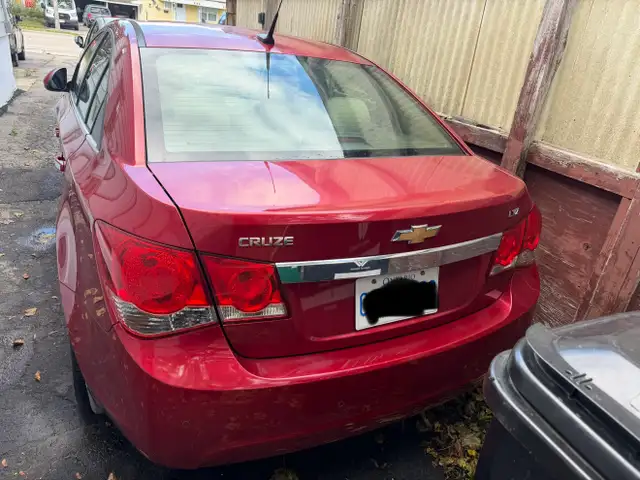 2012 Chevrolet Cruze LTZ — 161,661 km, Safetied, Leather