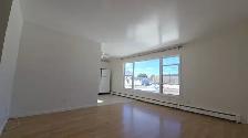 152 MAIN ST. - CHELMSFORD - Photo 3