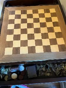 Classic Game Table $200. - Photo 4