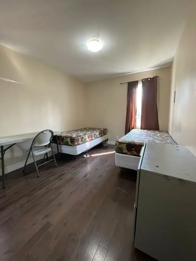Rooms for Rent for Female Students - Niagara Falls – Vacant