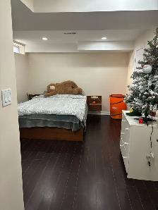 Small one bedroom basement apt. In Vaughan