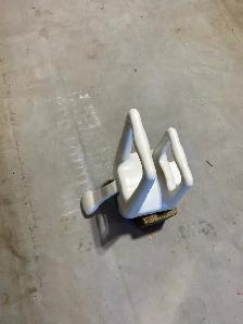 Moen Tub Grab Handle. - Photo 3