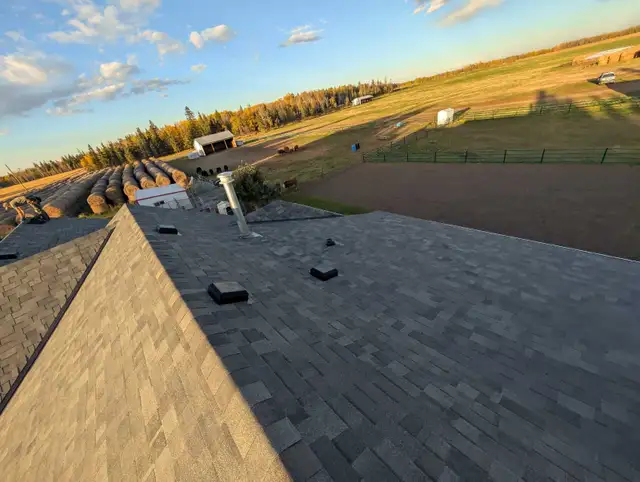Looking for Roofing Helpers &Labourers!