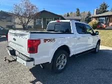 2019 Ford F150 Lariat - Photo 2