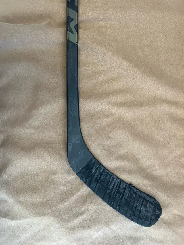 LH CCM FT Ghost Hockey Stick (32396103)