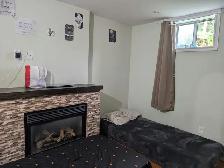 Nice Basement Room for Girl’ Student - Photo 7
