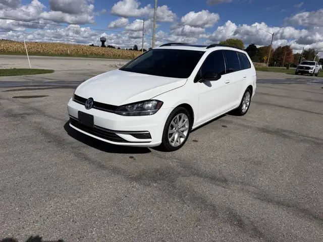 2018 Volkswagen Golf Sportwagen MINT ONLY 133KM