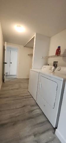 In Merritt 3 Bed 2 Bath for $2150   60% utilities - Photo 3
