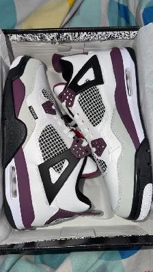 AIR JORDAN 4s PARIS