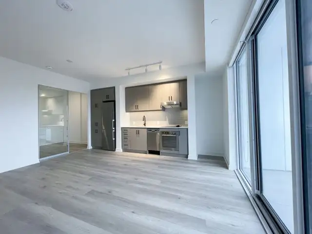 WEST CONDOS 2 Bedroom Den Corner Condo For Rent Downtown Toronto