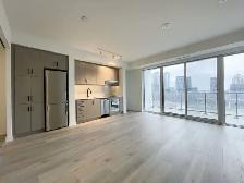 WEST CONDOS 2 Bedroom Den Corner Condo For Rent Downtown Toronto - Photo 4
