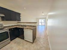 208A Ontario St, St. Catharines - 5 Bedroom Semi Detached Home - Photo 6