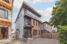 138 Carillon Street, Unit A: 3 Bedroom Townhouse (Vanier, Ottawa
