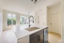 138 Carillon Street, Unit A: 3 Bedroom Townhouse (Vanier, Ottawa - Photo 4