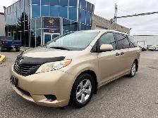 2013 Toyota Sienna LE - 7 Passenger