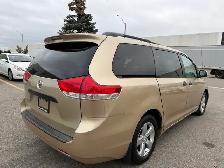 2013 Toyota Sienna LE - 7 Passenger - Photo 7