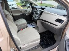 2013 Toyota Sienna LE - 7 Passenger - Photo 16
