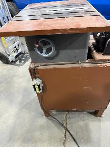 Table Saw - Photo 2