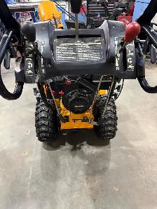 27" Poulan Snowblower - Photo 4