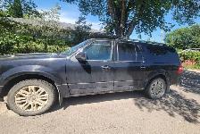 2012 Ford Expedition Max Limited - Photo 2