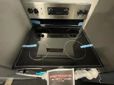 NEW 30" GE Glass Top Electric Range Stove (Stainless Steel) 5.0 - Photo 6