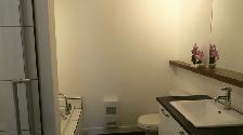 Moderne Chambre à louer pour une étudiante Seulement - Photo 5