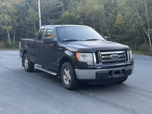 2011 FORD F 150     ( PENDING SALE   )