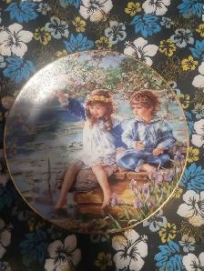 Collectable Plates - Photo 10