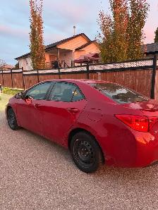 2017 Toyota Corolla SE - Photo 3