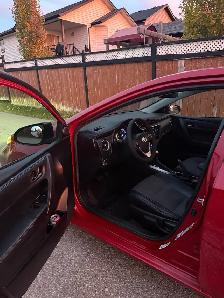 2017 Toyota Corolla SE - Photo 10
