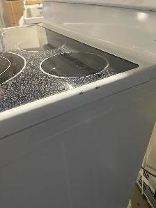 NEW 30" GE Electric Glass Top Range Stove (Self Clean&Convection - Photo 9