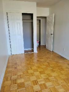 2 BEDROOM APARTMENT - Photo 5