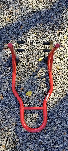 Motorcycle Stands - Photo 2