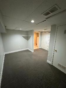 One bedroom basement apartment in Mississauga Available Nov 1 - Photo 7