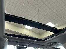 2022 Honda CR-V Touring 4WD Local Trade, Leather, Navigation, Mo - Photo 30