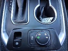 2019 Chevrolet Traverse AWD LT - Photo 18