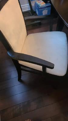 Kitchen table or Dining room table and 6 chairs like brand new - Photo 6