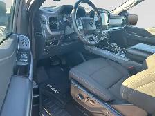 2025 Ford F-150 XLT CREWCAB 302A LOW KMS LOCAL TRADE - Photo 13
