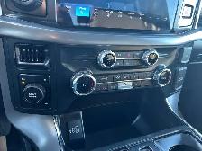 2025 Ford F-150 XLT CREWCAB 302A LOW KMS LOCAL TRADE - Photo 22