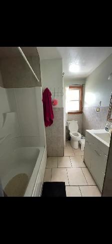 room for rent Guelph downtown - Photo 2