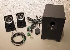 Logitech Computer Speakers (  Remote, Sub not working) - Photo 2