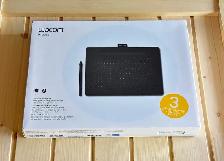Wacom Medium Wireless Graphic Tablet (New In Box / Unused)