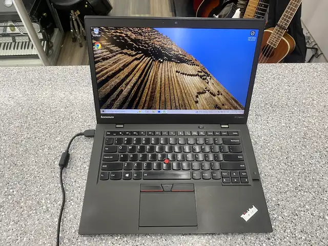 Lenovo ThinkPad X1 Carbon – Intel Core i5, 8GB RAM, 128GB SSD
